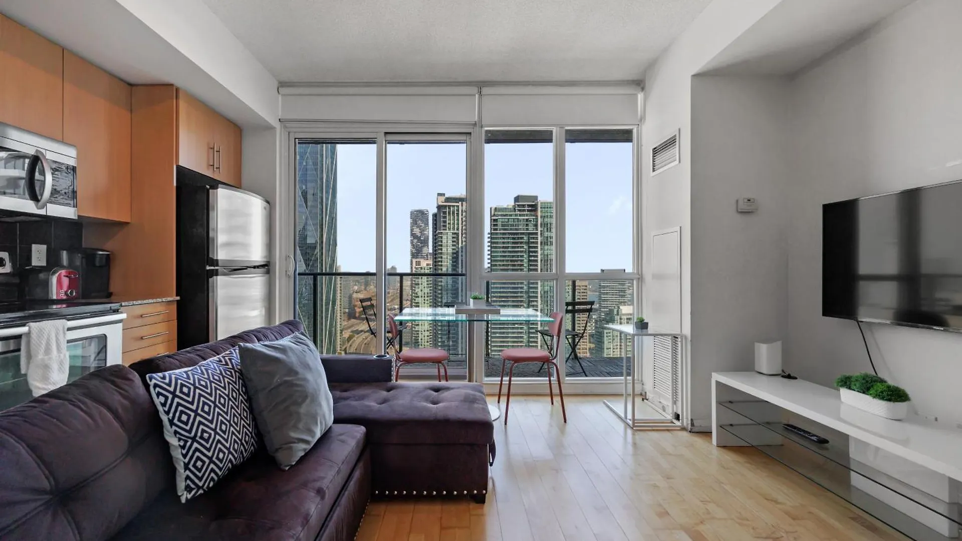 Apartment Cozy Downtown Toronto Suites